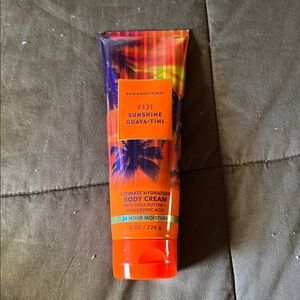 Bath & Body Works Fiji Sunshine Body Cream